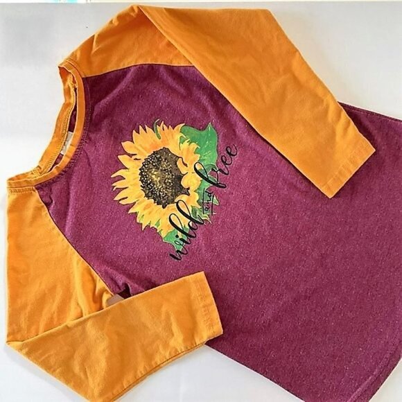 SUNFLOWER TOP WILD AND FREE PRINT - Picture 1 of 7